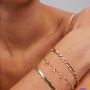 Kendra Scott Gold Bracelets (2)